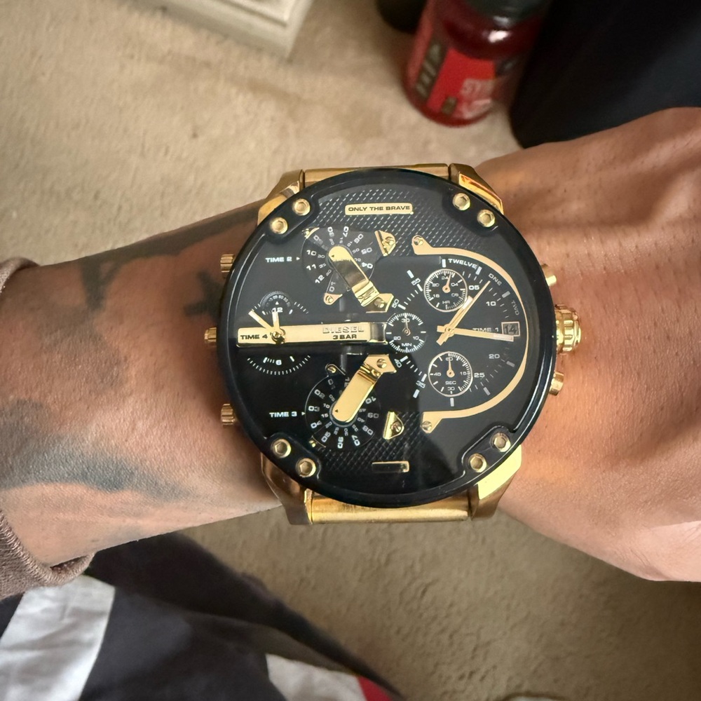 Gold Men's Multi-Function Watch - 4 Subdials